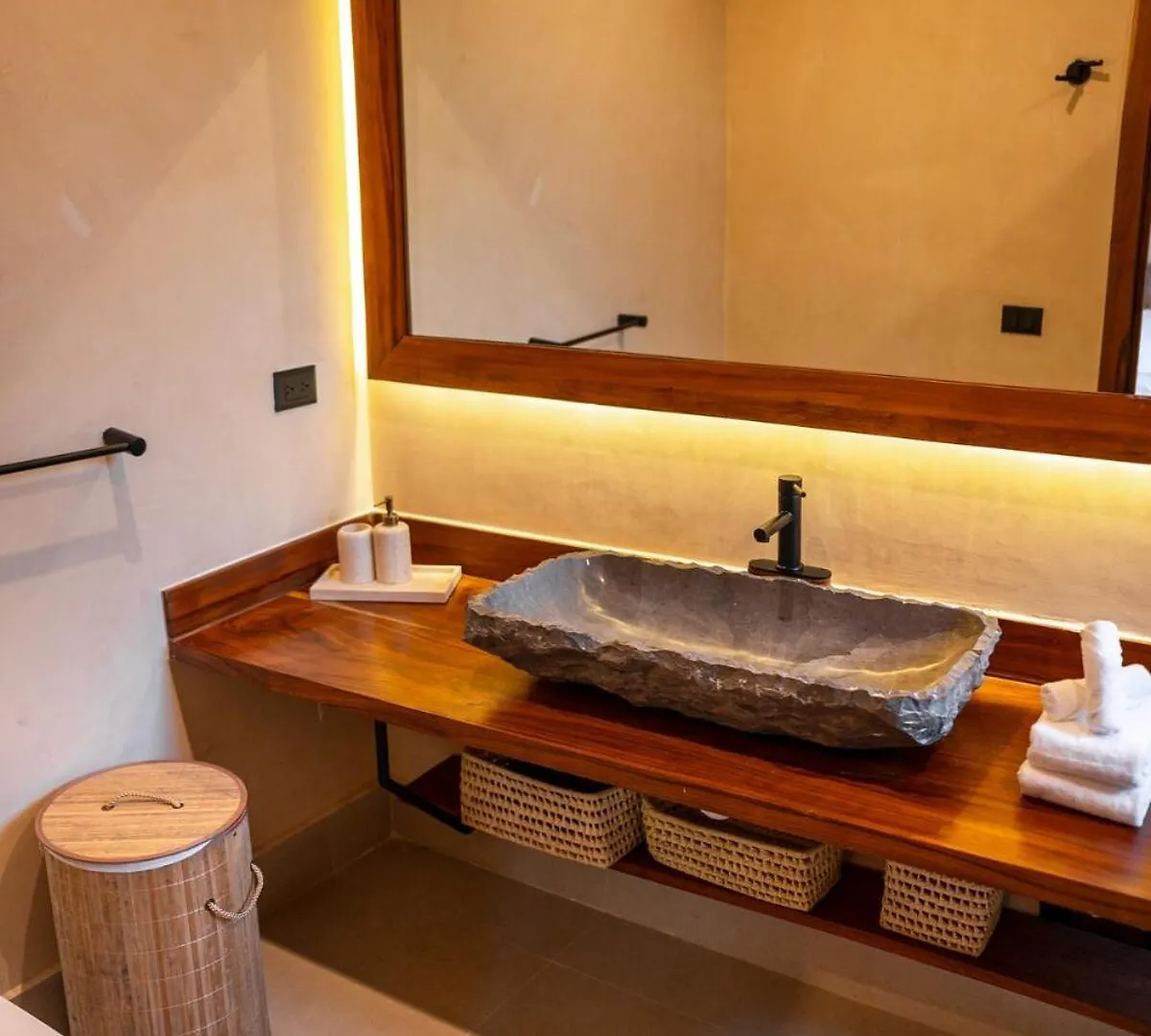 Bali 4Br Villa W Pool, Rooftop Jacuzzi And Bbq Tulum